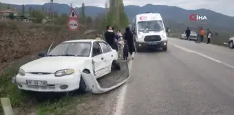 Otomobil ve hafif ticari araç çarpıştı: 8 yaralı