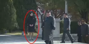 Kuzey Kore lideri Kim Jung-Un, sevgilisi olduğu iddia edilen pop yıldızı Hyon Song-wol ile görüntülendi