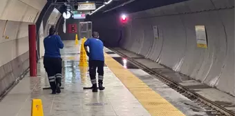 İstanbul'da Yenibosna metro istasyonunu su bastı