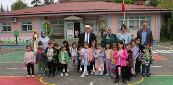 Trabzon Of Şehit Hüsnü Uyan Anaokulu Öğrencilerine Trafik Eğitimi Verildi