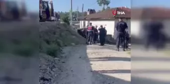 Yoldan çıkan otomobil evin yanına çarptı, sürücü öldü