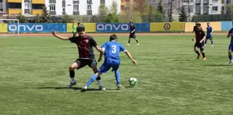 Ağrı'da Kredi ve Yurtlar Spor Oyunları Erkekler Futbol Bölge Şampiyonası Başladı