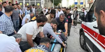 Adıyaman'da otomobil ile motosiklet çarpıştı: 3 kişi yaralandı