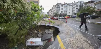 Ankara'da dün etkili olan sağanak nedeniyle Yenimahalle'de yol çöktü