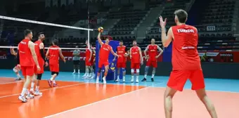 A Milli Erkek Voleybol Takımı, Milletler Ligi hazırlıklarına devam ediyor