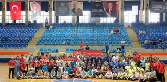 Okul Sporları İFET Etkinlikleri Mimar Sinan Spor Salonu'nda Gerçekleşti