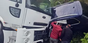 Bursa'da trafik kazasında hayatını kaybeden iş adamı ve annesinin cenazeleri toprağa verildi