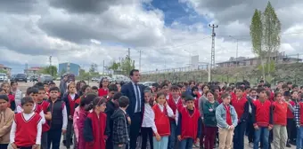 Erzurum'da İlkokul Öğrencilerine Doğa ve Sokak Hayvanları Eğitimi Verildi