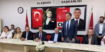 İYİ Parti'den istifa edenler CHP'ye katıldı