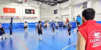 Muş Varto'da Liseler Arası Voleybol Turnuvası düzenlendi