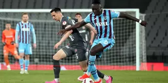 Trabzonspor, Fatih Karagümrük'ü 4-0 mağlup ederek finale yükseldi