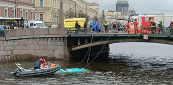 St. Petersburg'da Otobüs Kazası: En Az 4 Kişi Hayatını Kaybetti