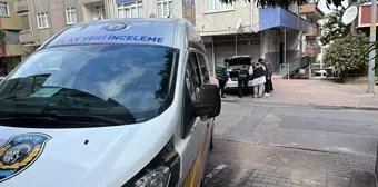 Kocaeli'de Belediye Meclis Üyesi İlhami Bayrak'ın Aracı Kurşunlandı