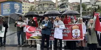 Rize'deki Doktorlar ve Öğrenciler İsrail'in Gazze'ye Saldırılarını Protesto Etti