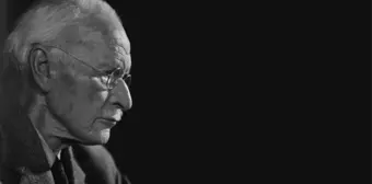 Carl Jung'dan Hayatı Değiştirecek 10 Alıntı