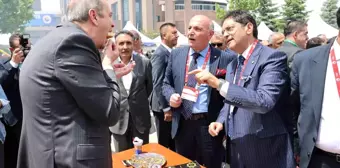 TOBB Genel Kurulu Öncesinde Erzurum Standında Coğrafi İşaretli Ürünler İkram Edildi