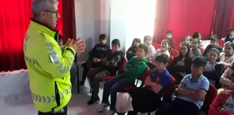 Afyonkarahisar'da İlkokul Öğrencilerine Güvenlik Trafik Eğitimi Verildi