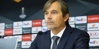 Fenerbahçe'nin eski teknik direktörü Phillip Cocu, Vitesse'nin başına geçti