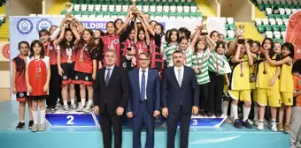 Yıldırım'da Okul Sporları İlçe Şenlikleri Düzenlendi