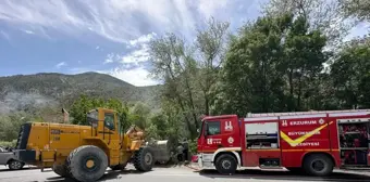 Erzurum'da şarampole devrilen kamyon kazasında 1 ölü, 1 yaralı