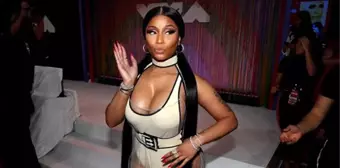 Nicki Minaj Amsterdam'da gözaltına alındı