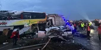 Mersin'de 10 kişinin öldüğü zincirleme trafik kazasında otobüs şoförü tutuklandı