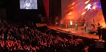 Pop Müziğin Sevilen İsmi Sıla, Harbiye Açıkhava Tiyatrosu Konserlerine Muhteşem Başlangıç Yaptı