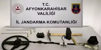 Afyonkarahisar'da define arayan şahıslar suçüstü yakalandı