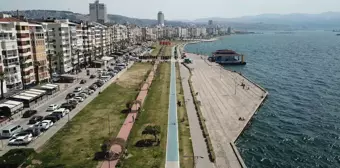 İzmir'de Sıcak Hava Nedeniyle Kordon Boş Kaldı