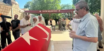 Emekli Vali Ömer Türk'ün Cenazesi İstanbul'da Defnedildi