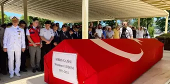 Kıbrıs gazisi Muammer Erdem Zonguldak'ta toprağa verildi