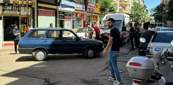 Siverek'te Otomobil ile Motosiklet Çarpışması: 3 Yaralı