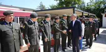 Edirne Valisi Sezer, bayram ziyaretleri gerçekleştirdi