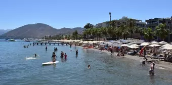 Muğla'da Tatilciler Plajlarda Yoğunluk Oluşturuyor