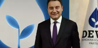 Ali Babacan Helsinki'ye gitti