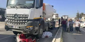 Samandağ'da Beton Mikseri ile Motosiklet Çarpışması: 2 Kişi Hayatını Kaybetti