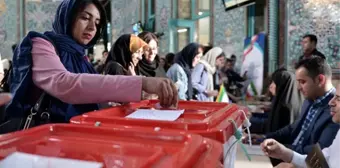 İran'da seçim sandıklarını taşıyan araca saldırı: 2 ölü, 5 yaralı