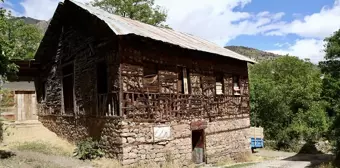 Giresun'un Şebinkarahisar ilçesindeki Tamzara Mahallesi tarihi dokusuyla ziyaretçileri cezbediyor