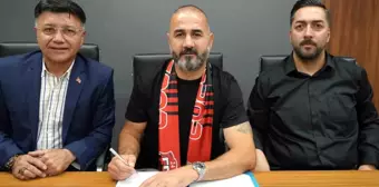 24 Erzincanspor, Gökhan Ünal ile sözleşme imzaladı