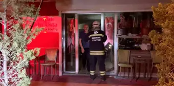 Eskişehir'de bir restoranın baca kısmında çıkan yangın kısa sürede söndürüldü