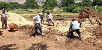 Kayseri'de Kerpiç Ustalığı Yeniden Canlandırılıyor