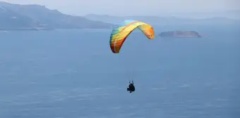 Tekirdağ'da Uçmakdere'de Yamaç Paraşütü Yapanların Sayısı Artıyor