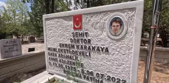 Dr. Ekrem Karakaya, ölüm yıl dönümünde anıldı