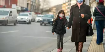 Hava Kirliliği, Kız Çocuklarının İlk Adetini Etkiliyor