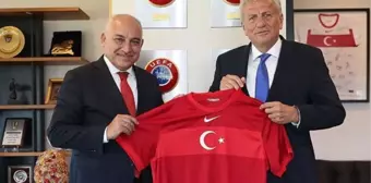 Servet Yardımcı, TFF Başkan adaylığından çekildi