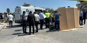 Antalya'da beton mikseri ile motosiklet çarpışması: Motosiklet sürücüsü hayatını kaybetti