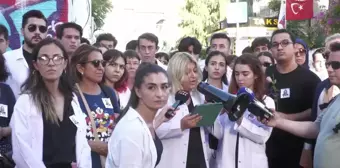 İzmir Demokrasi Üniversitesi Tıp Fakültesi Öğrencileri Arkadaşlarını Anma Töreniyle Andı