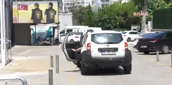 İzmir'de sağanak yağış sonucu elektrik akımına kapılan 2 kişi hayatını kaybetti