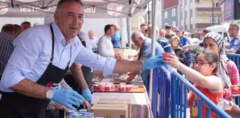 Ümraniye Belediyesi'nden Aşure Günü etkinliği