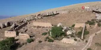 170 yıllık Abrenk Kilisesi kendi haline terk edilmiş durumda